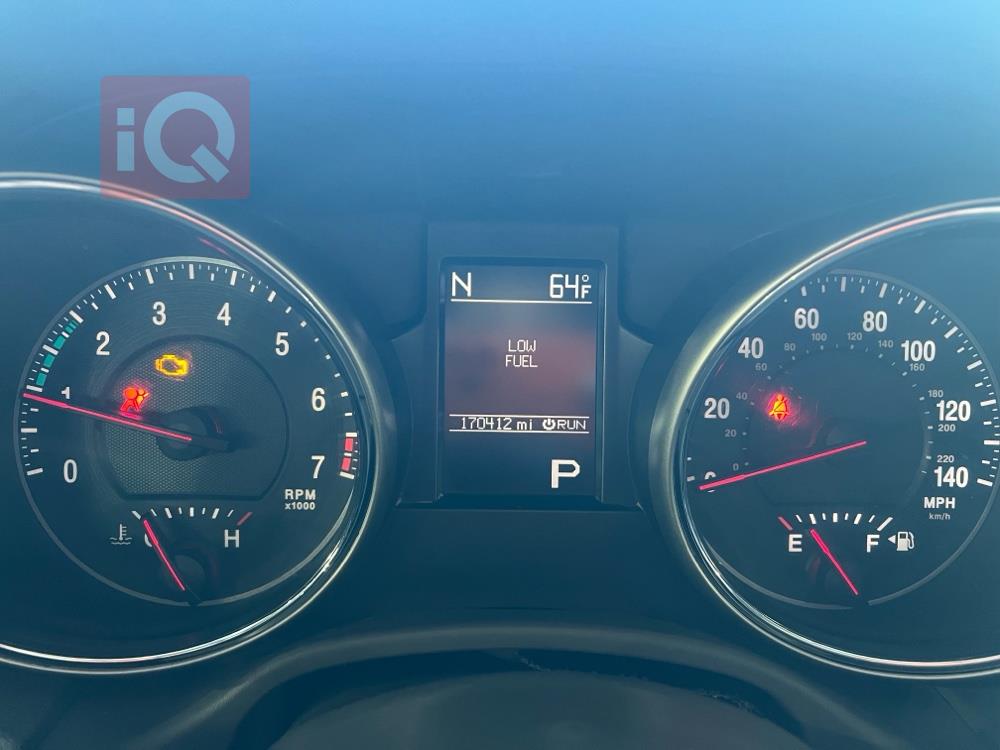 جيب جراند شيروكي